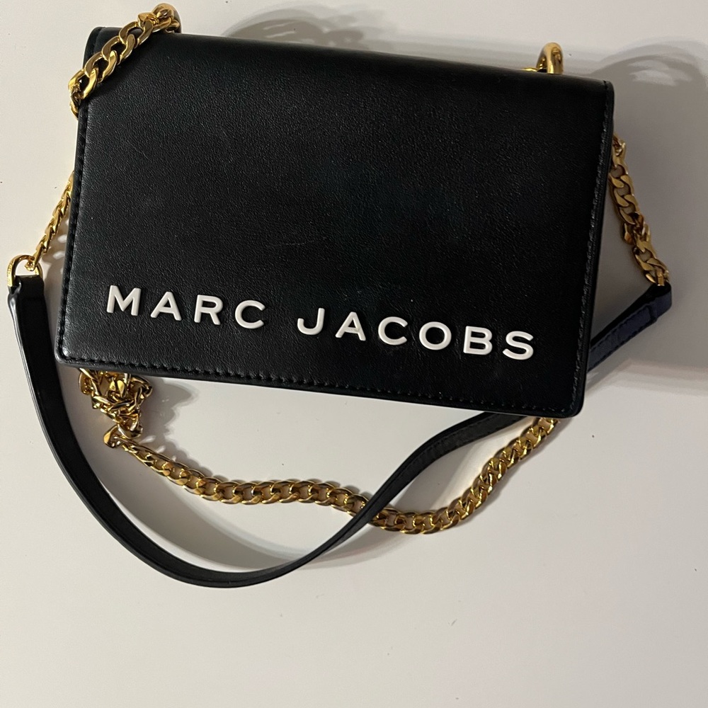 Marc Jacobs chain crossbody